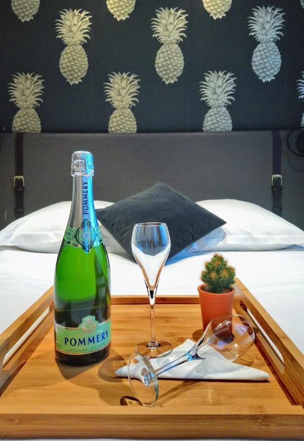 La Valiz Hotel Лил Екстериор снимка